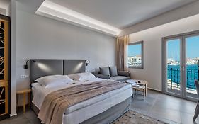 Naves Suites